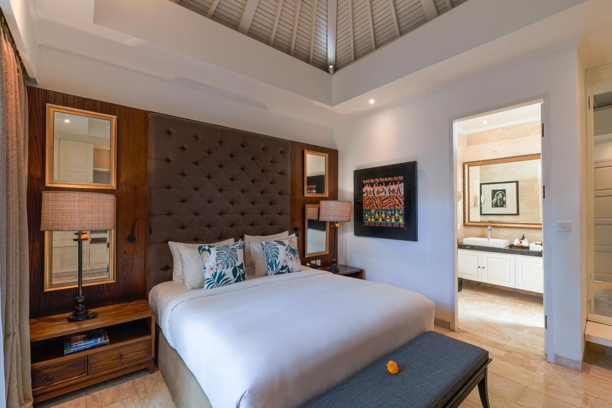 Mosan House - Unique Art-Filled Gem In Perfect Location A Short Walk From The Beach Or Seminyak Square Including Ac Office For Remote Working Zewnętrze zdjęcie