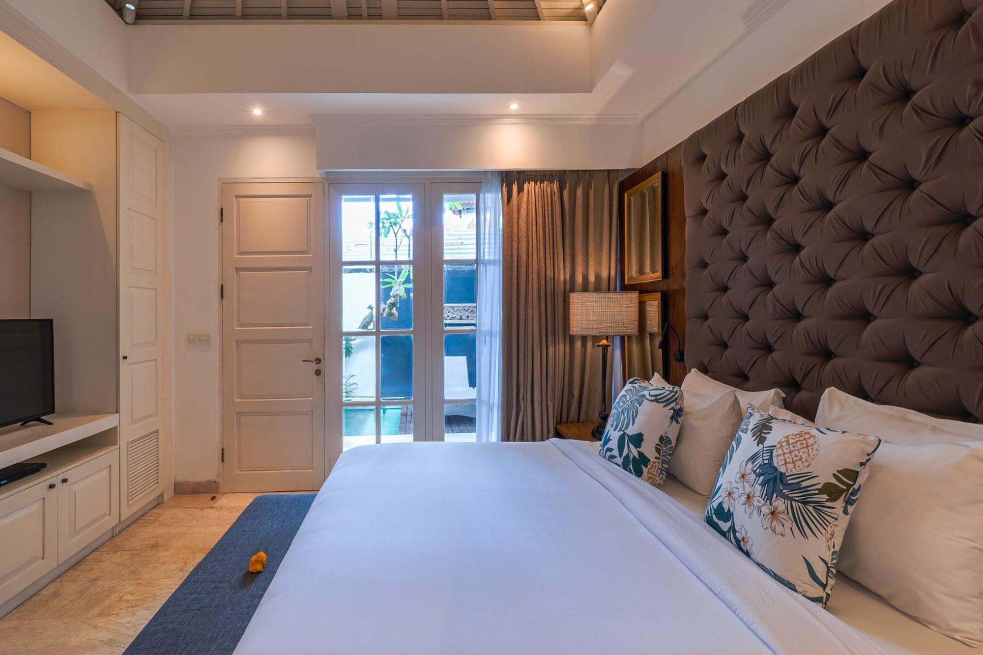 Mosan House - Unique Art-Filled Gem In Perfect Location A Short Walk From The Beach Or Seminyak Square Including Ac Office For Remote Working Zewnętrze zdjęcie